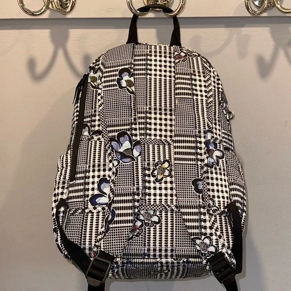 Vera Bradley Bedford Plaid Baby Bag Backpack in Performance Twill - Picture 13 of 16